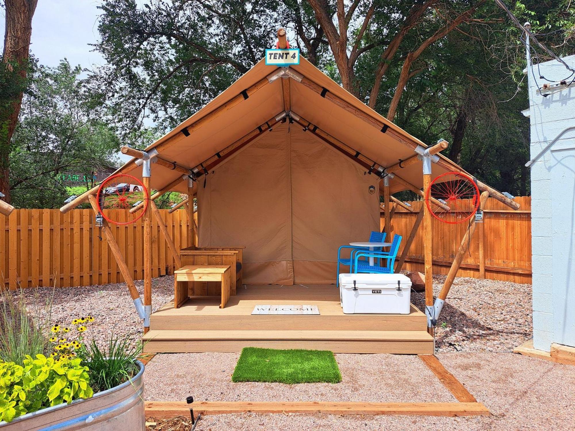 Buffalo Lodge Bicycle Resort - Amazing Access To Local Trails & The Garden Colorado Springs Room photo