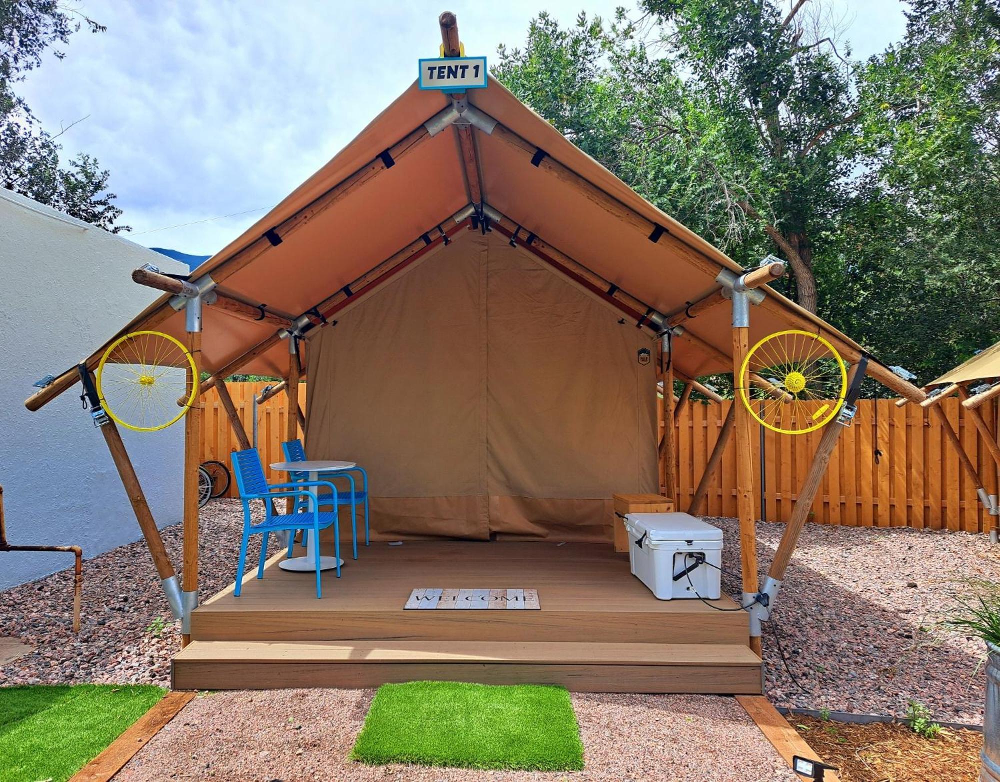 Buffalo Lodge Bicycle Resort - Amazing Access To Local Trails & The Garden Colorado Springs Room photo